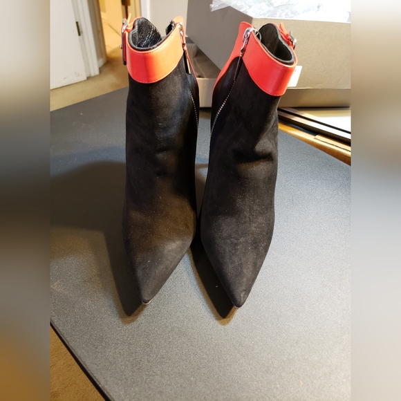 Black and Red Bootie - Picture 2 of 16